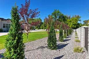 2222 E Walker Ln, Holladay, UT 84117 - Photo 69