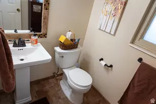 9673 S Chylene Dr, Sandy, UT 84092 - Photo 25