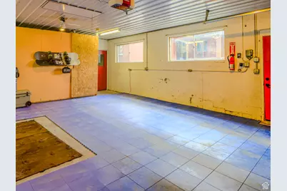 16535 S Redwood Rd W, Bluffdale, UT 84065 - Photo 9