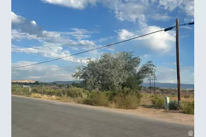 3311 E 3500 S #3, Vernal, UT 84078 - Photo 3