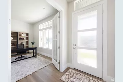633 E Vandalay Ln E, Draper, UT 84020 - Photo 3