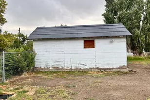 350 W Main St, Emery, UT 84522 - Photo 19