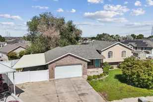 4635 S 2950 W, Roy, UT 84067 - Photo 3