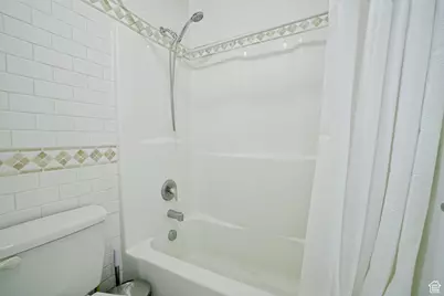 1332 E Cinnamon Ridge Way, Provo, UT 84606 - Photo 31