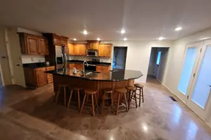 445 E 100 S, Moroni, UT 84646 - Photo 9