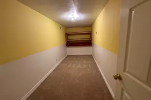 445 E 100 S, Moroni, UT 84646 - Photo 23