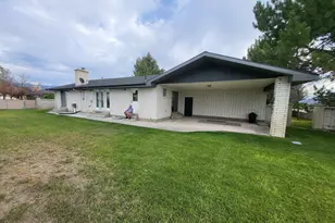 445 E 100 S, Moroni, UT 84646 - Photo 27