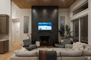 9279 E Aspen Rd, Heber City, UT 84032 - Photo 9