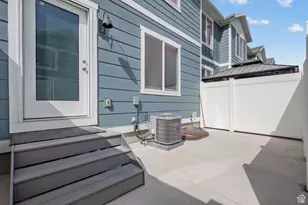 1828 E Eagle View Ln N, Eagle Mountain, UT 84005 - Photo 7