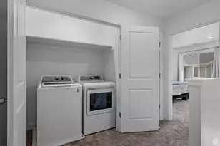 1828 E Eagle View Ln N, Eagle Mountain, UT 84005 - Photo 15