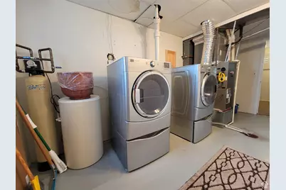 500 W Clark St, Grantsville, UT 84029 - Photo 25