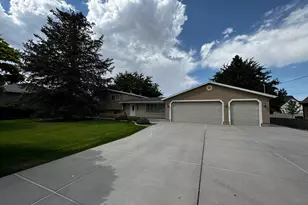 500 W Clark St, Grantsville, UT 84029 - Photo 3