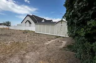 500 W Clark St, Grantsville, UT 84029 - Photo 31