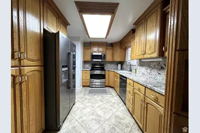 500 W Clark St, Grantsville, UT 84029 - Photo 13