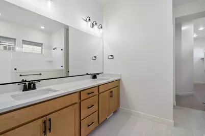 7184 S Sage Run Rd, West Jordan, UT 84081 - Photo 21