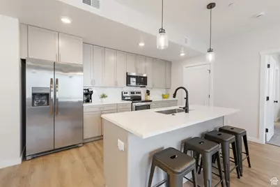 961 W Akoya Pearl St S #202, Saint George, UT 84790 - Photo 7