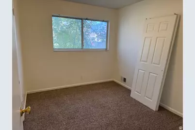 4600 S Creekview Dr, Murray, UT 84107 - Photo 9