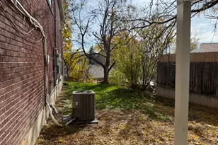 4600 S Creekview Dr, Murray, UT 84107 - Photo 37