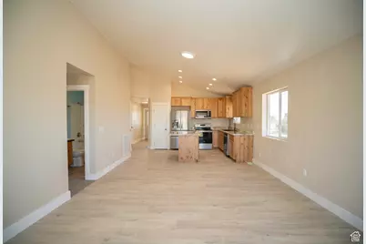 352 W 500 S, Blanding, UT 84511 - Photo 7