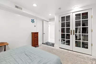 1910 E Fort Union Blvd, Cottonwood Heights, UT 84121 - Photo 13