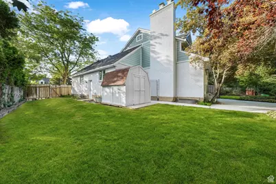 8965 S Quail Run Dr E, Sandy, UT 84093 - Photo 45