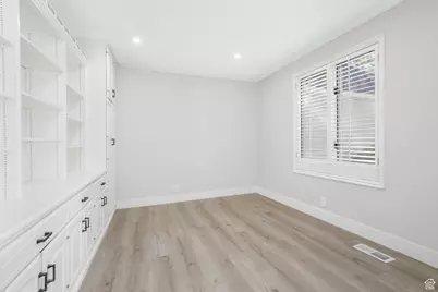 8965 S Quail Run Dr E, Sandy, UT 84093 - Photo 23