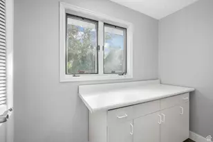 8965 S Quail Run Dr E, Sandy, UT 84093 - Photo 25