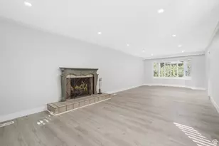 8965 S Quail Run Dr E, Sandy, UT 84093 - Photo 13