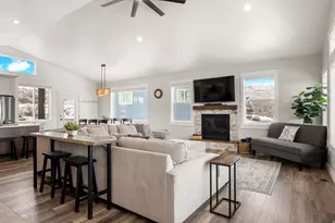 388 W Cricket Circle, Garden City, UT 84028 - Photo 7