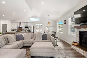 388 W Cricket Circle, Garden City, UT 84028 - Photo 9