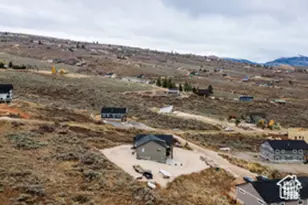 388 W Cricket Circle, Garden City, UT 84028 - Photo 9