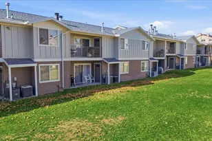 929 N Harbor Village East Dr E, Garden City, UT 84028 - Photo 25