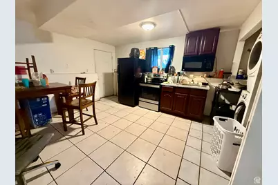 5242 S Hamlet Cir, Kearns, UT 84118 - Photo 19