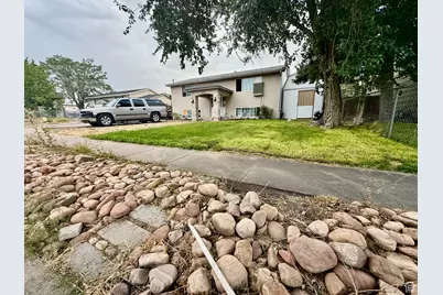 5242 S Hamlet Cir, Kearns, UT 84118 - Photo 5