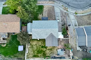 5242 S Hamlet Cir, Kearns, UT 84118 - Photo 45