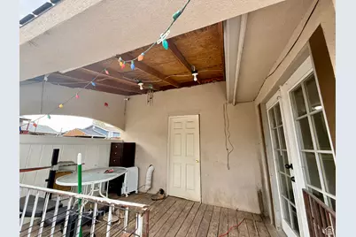 5242 S Hamlet Cir, Kearns, UT 84118 - Photo 31