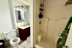 5242 S Hamlet Cir, Kearns, UT 84118 - Photo 17