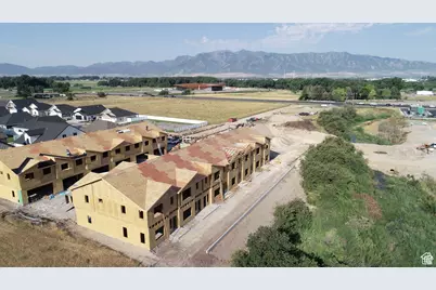 520 W 400 S, Providence, UT 84332 - Photo 3