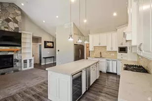 873 S 250 E, Santaquin, UT 84655 - Photo 7