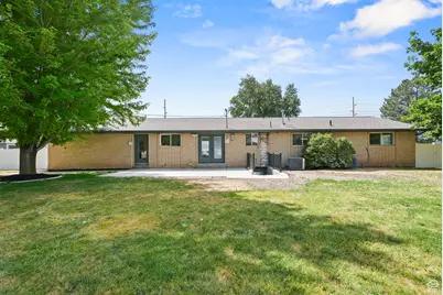 11124 N 6000 W, Highland, UT 84003 - Photo 43