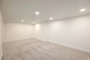 676 S 200 W, Salt Lake City, UT 84101 - Photo 27