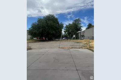 261 N Redwood Rd W #1, Salt Lake City, UT 84116 - Photo 3