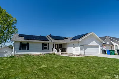 423 N 200 W, Smithfield, UT 84335 - Photo 1