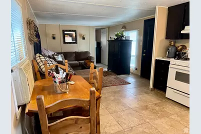 3075 S Edgemont Dr #246, Garden City, UT 84028 - Photo 7