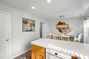 1027 E Sara Ln S, Ogden, UT 84404 - Photo 7