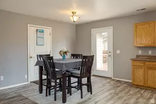 1065 Bowling Alley Ln, Moab, UT 84532 - Photo 9