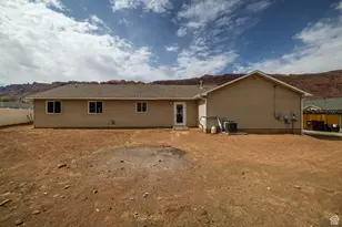 1065 Bowling Alley Ln, Moab, UT 84532 - Photo 5