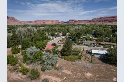 709 W Bartlett Cir, Moab, UT 84532 - Photo 19