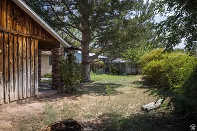 709 W Bartlett Cir, Moab, UT 84532 - Photo 27