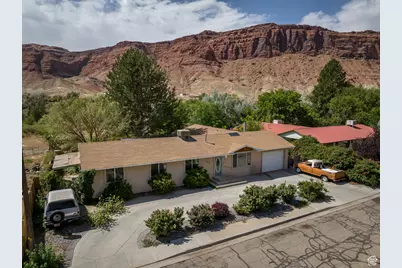 709 W Bartlett Cir, Moab, UT 84532 - Photo 13